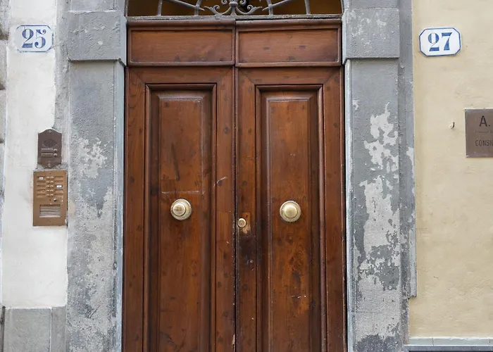 Loft 27 アパート *